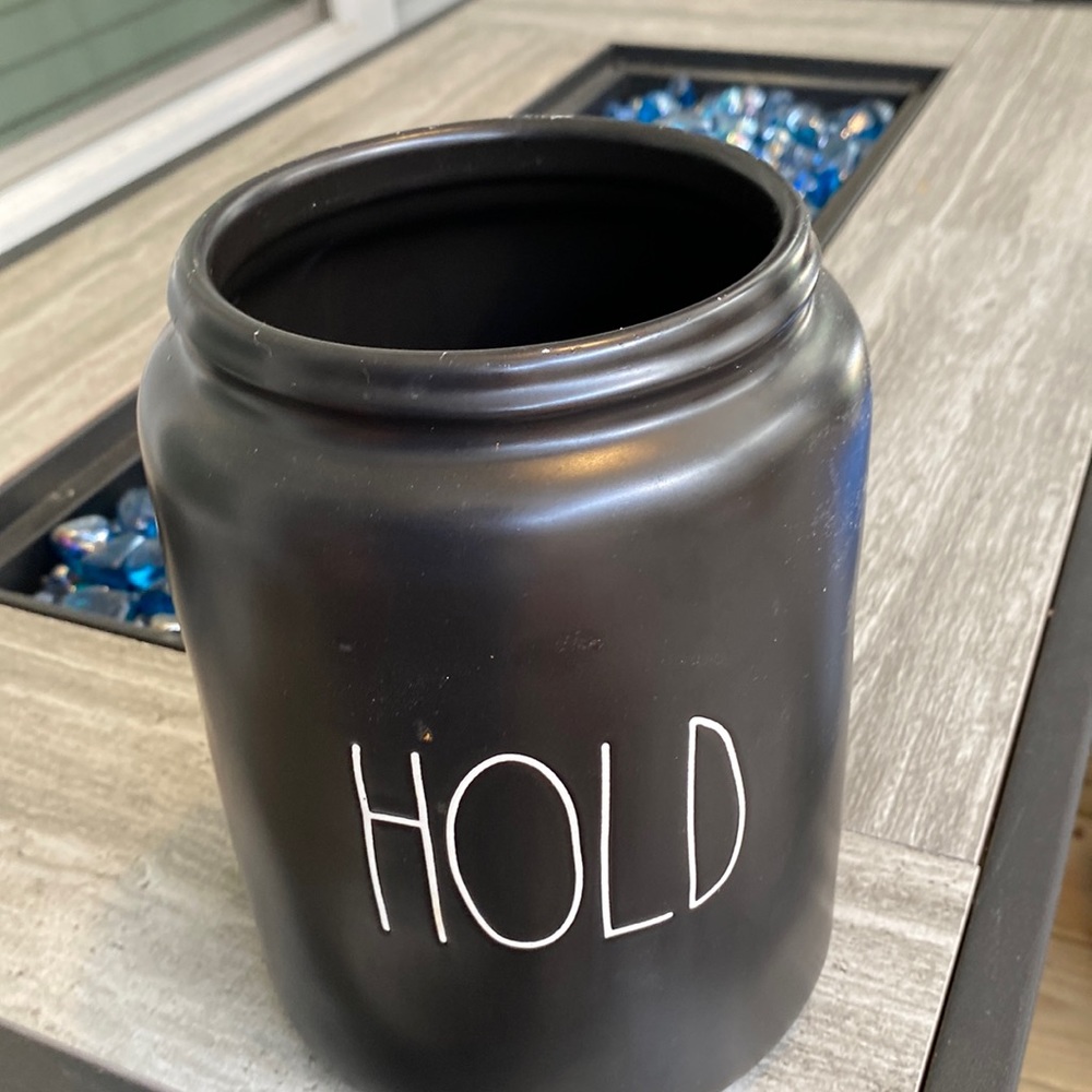 “Hold “ rae dunn
